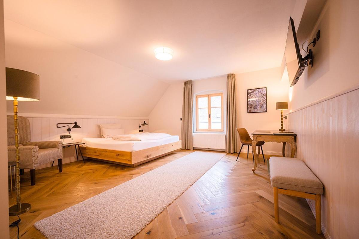 Brauereigasthof-Jakob Nittenau Bagian luar foto